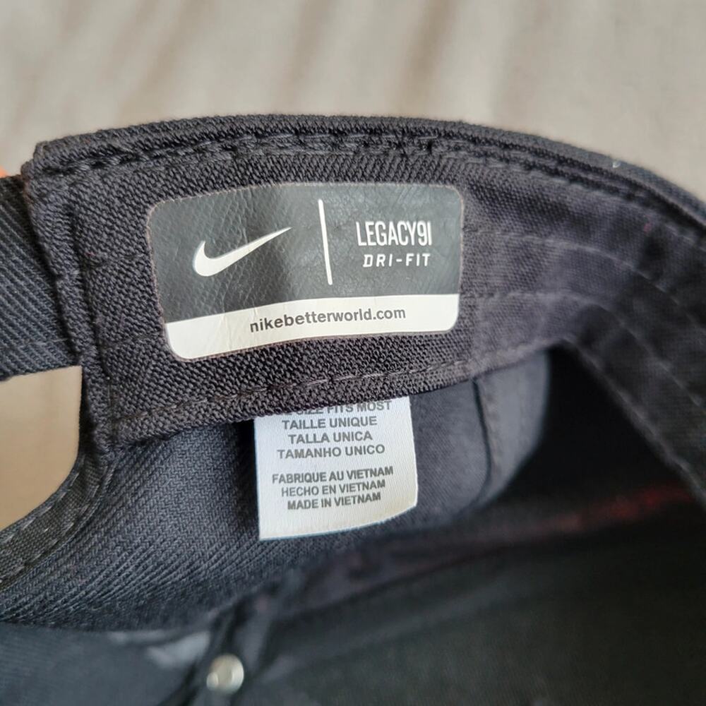 Nike Legacy91 Hat Cap Dri Fit Black Pink Swoosh Adjustable Strap - Picture 10 of 10